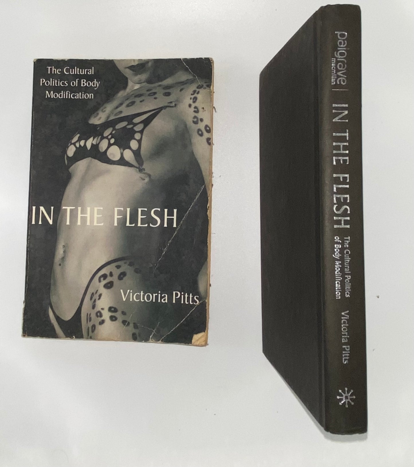 In The Flesh [Hardcover + Softcover]